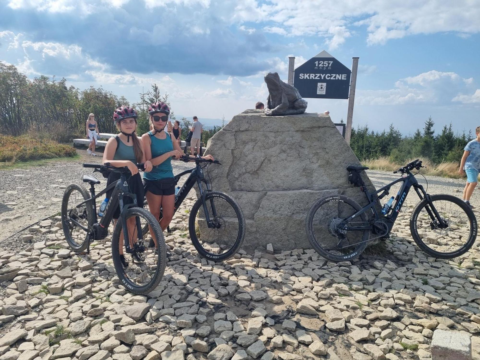 Apartament Elbrus Czyrna Szczyrk Wypozyczalnia Rowerow E-Bike Czyrna Szkola Narciarska & Wypozyczalnia Ski Serwis Bagian luar foto