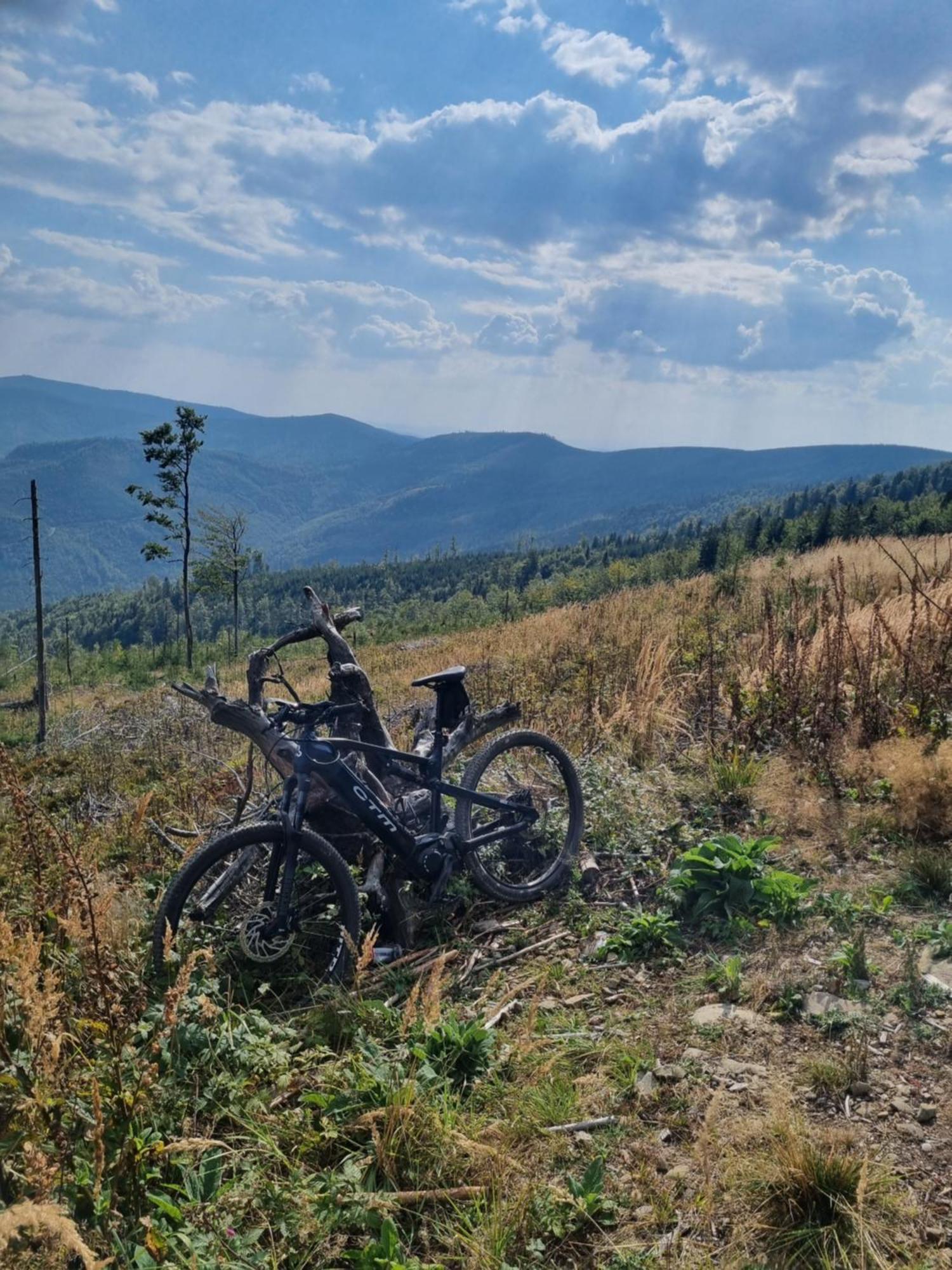 Apartament Elbrus Czyrna Szczyrk Wypozyczalnia Rowerow E-Bike Czyrna Szkola Narciarska & Wypozyczalnia Ski Serwis Bagian luar foto